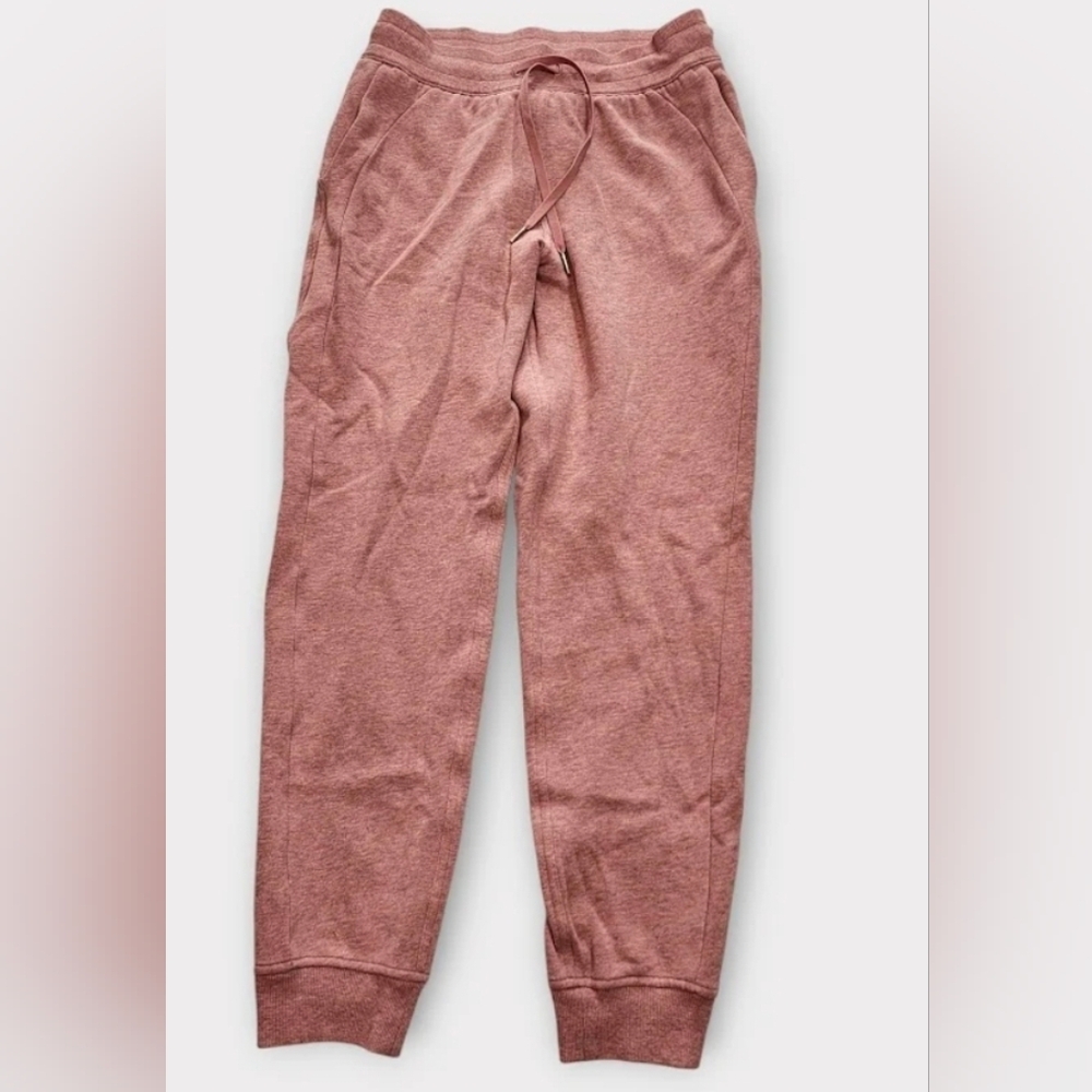 Size 8 - Lululemon Scuba High-Rise Jogger